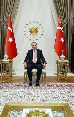 Erdoğan'dan liderlere Yenikapı daveti