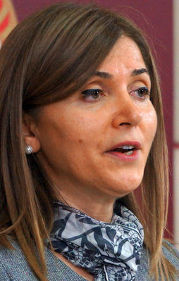 Zuhal Topçu istifa etti