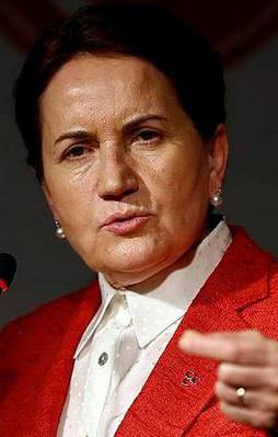 Tescilli provokatör Meral Akşener!