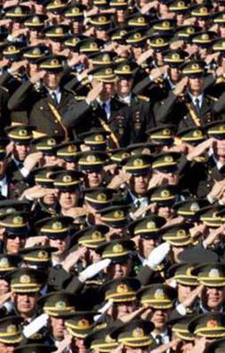 Kuvvet komutanlıklarında yeni atamalar