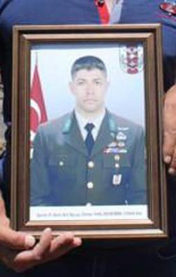 Silah arkadaşı şehit astsubay Ömer Halisdemir'i anlattı