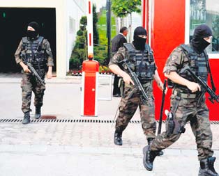 FETÖ'nün firari kasası yakalandı-2