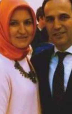 FETÖ'ye eleman kazandıran 21 'abla' yakalandı