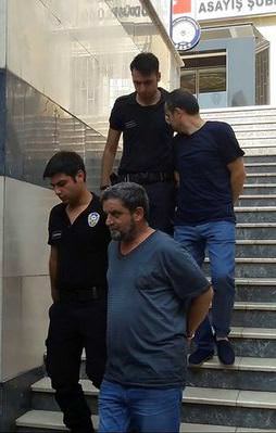 FETÖ'cü Türköne tutuklandı