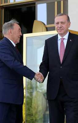 Nazarbayev Ankara'da