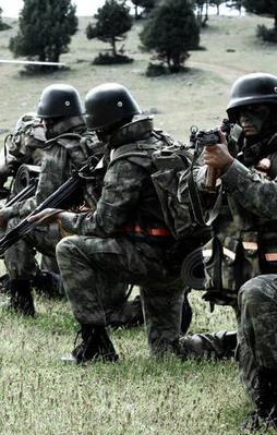 Özel Kuvvetler'de "FETÖ" temizliği!