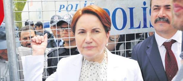 Akşener’i Gülen bakan yaptı