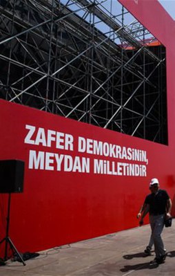 Türkiye tek ses, tek yürek!