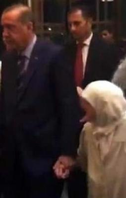 Erdoğan'dan Külliye'de anlamlı hareket