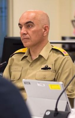 Darbeci komutan NATO toplantısına katılmış