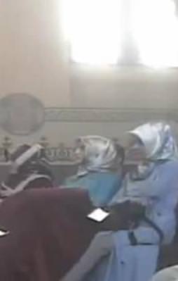 FETÖ'nün ablaları kilisede ayine katıldı!