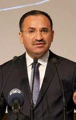 "FETÖ’nün köpekleri ile mi başaracaksınız"