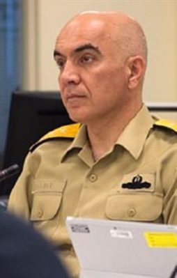 NATO darbeci amiralin fotoğrafını kaldırdı