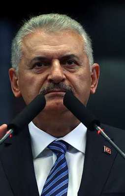 Başbakan'dan askerlik süresi açıklaması