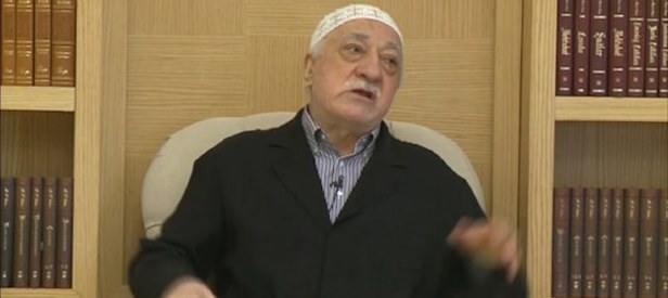 Teröristbaşı Gülen yine milyonlara hakaret etti