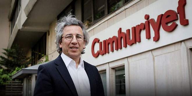 Can Dündar Cumhuriyet gazetesinden istifa etti