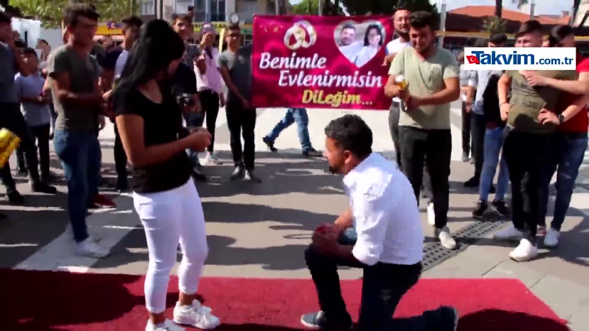 En ilginç evlenme teklifleri En ilginç evlenme teklifleri