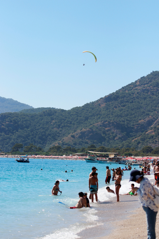 Adım atacak yer yok! Bodrum plajlarında yer kalmadı-5