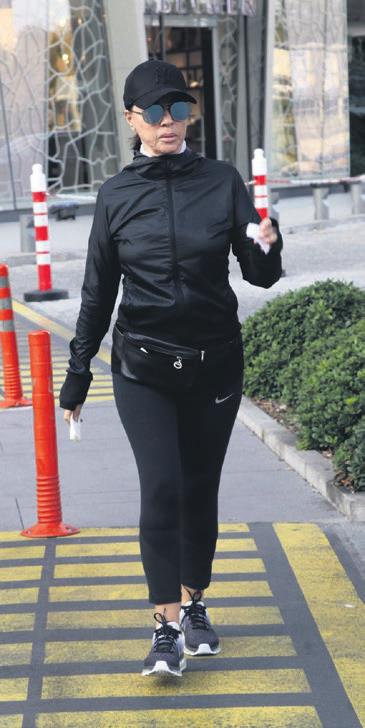 Nebahat Çehre alışverişte de dikkat çekti...-1