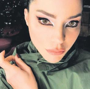 merve-bolugurdan-ilginc-paylasim-1577309155419.jpeg Merve Boluğur'dan ilginç paylaşım! - 1