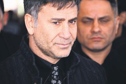 İzzet Yıldızhan'ın annesi Suriye Yıldızhan son yolculuğuna uğurlandı-2