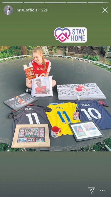 mesut-ozilin-evde-kalin-cagrisi-yanitsiz-kalmadi-1586908109980.jpg Mesut Özil’in “Evde kalın” çağrısı yanıtsız kalmadı-2