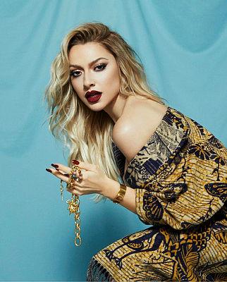 hadise-ile-evlilik-karari-alan-kaan-yildirim-anne-ve-babasini-instagramdan-sildi-1586989535862.jpeg Hadise ile evlilik kararı alan Kaan Yıldırım anne ve babasını Instagram’dan sildi-2