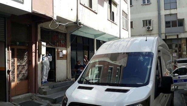 İstanbul Gaziosmanpaşa'da korkunç cinayet! Öldürdüğü kızın kanıyla...-3