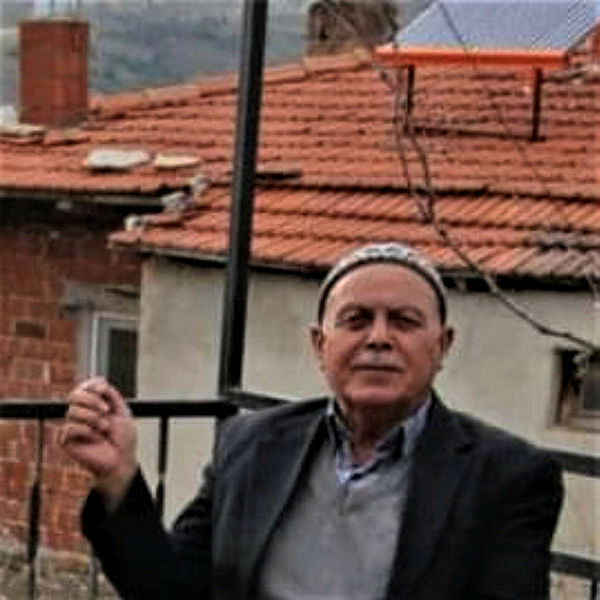 Koronavirüsü yenen yaşlı adam, traktör altında kalarak vefat etti-3