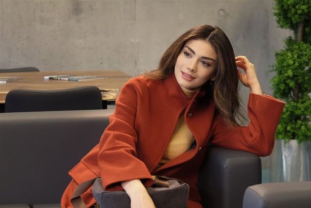 bir-anda-degisiyor-seyirciler-kalakaldi-saskinligin-arsa-ciktigi-anlar-flas-adim-bugunden-sonra-1611862438685.jpg Bir anda değişiyor seyirciler kalakaldı! Şaşkınlığın arşa çıktığı anlar! Flaş adım bugünden sonra...-9