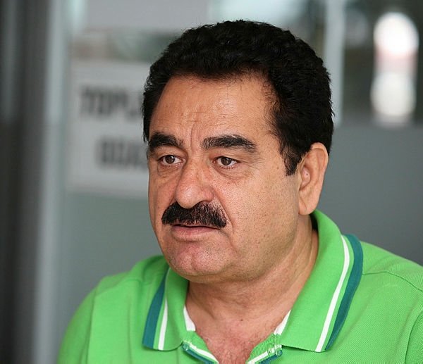 ibrahim-tatlises-kalp-krizi-gecirdi-mi-gizlice-ameliyata-alindi-denmisti-mehmet-ali-erbil-ilk-kez-acikladi-1624030369158.jpg İbrahim Tatlıses kalp krizi geçirdi mi? ‘Gizlice ameliyata alındı’ denmişti Mehmet Ali Erbil ilk kez açıkladı-7
