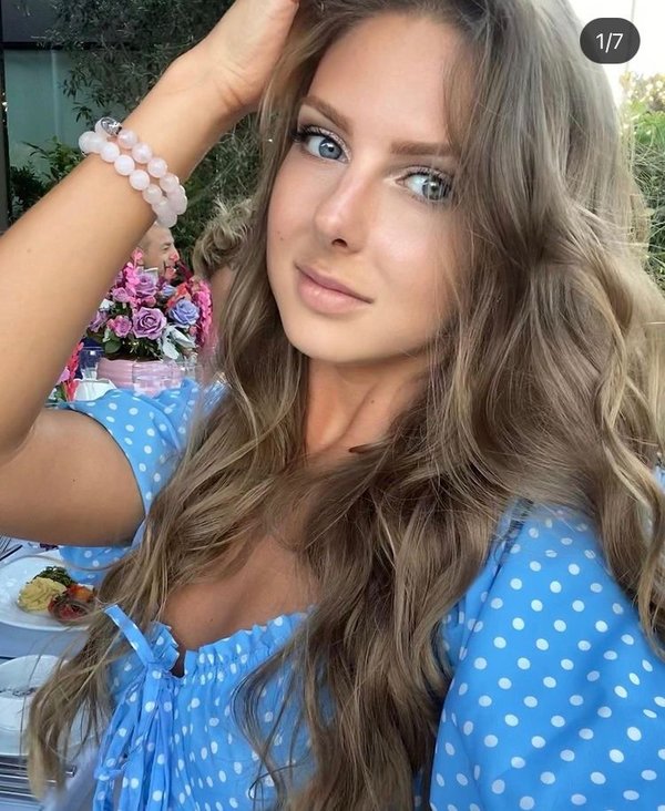 İstanbul Şişli'de Rus manken Elana S. çantasını kapkaççılara kaptırdı! Peşinden koştuğu anlar kamerada-3