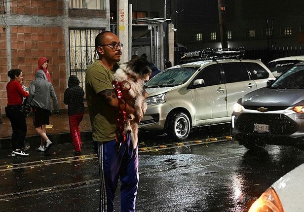 Meksika 6,9 ile sallandı! Ülkede tsunami alarmı verildi!-3