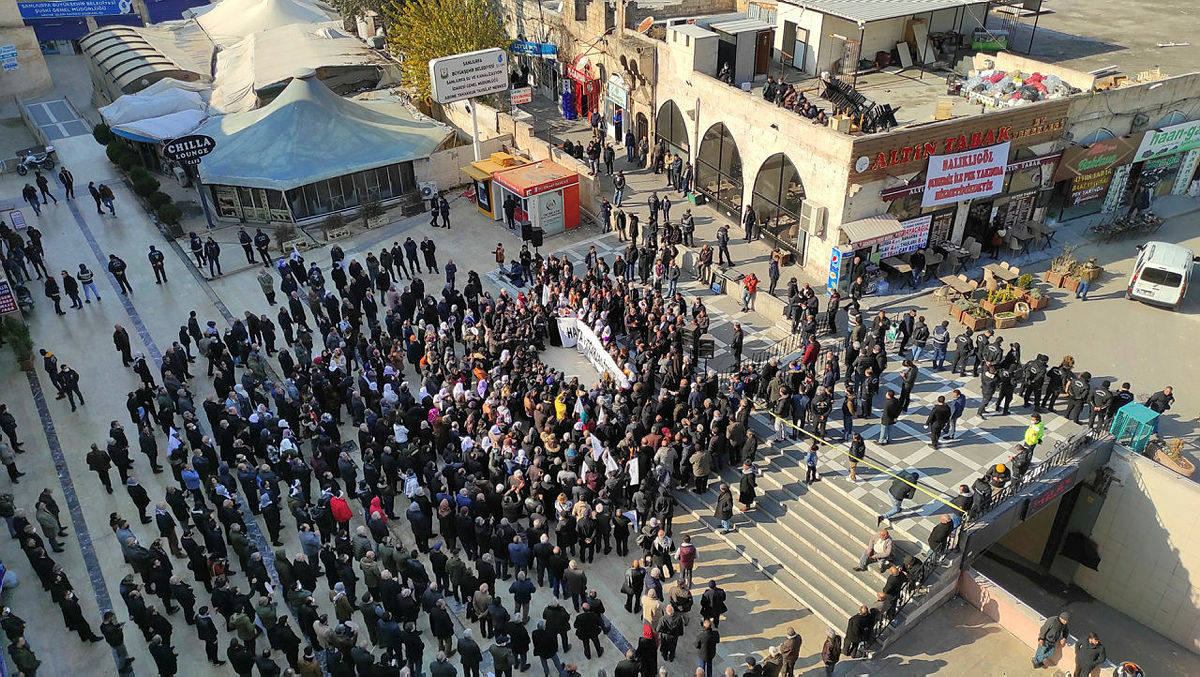 HDP Urfa mitingiyle bir kez daha rezil oldu! Kılıçdaroğlunun Şanlıurfalı çiftçilere bedava elektrik sözü akıllara geldi
