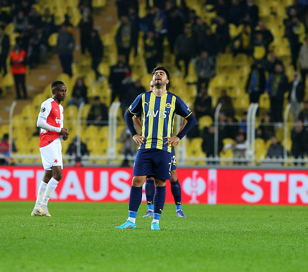 Fenerbahçe'de Ozan Tufan hüsranı! Taraftarlar öfke kustu-2