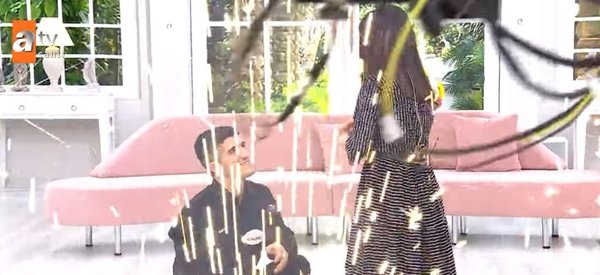 esra-erolda-heyecan-dolu-anlar-ramazan-ve-ceylan-bebeklerinin-cinsiyetini-canli-yayinda-ogrendi-1646843661539.jpg Esra Erol’da heyecan dolu anlar! Ramazan ve Ceylan bebeklerinin cinsiyetini canlı yayında öğrendi!-9