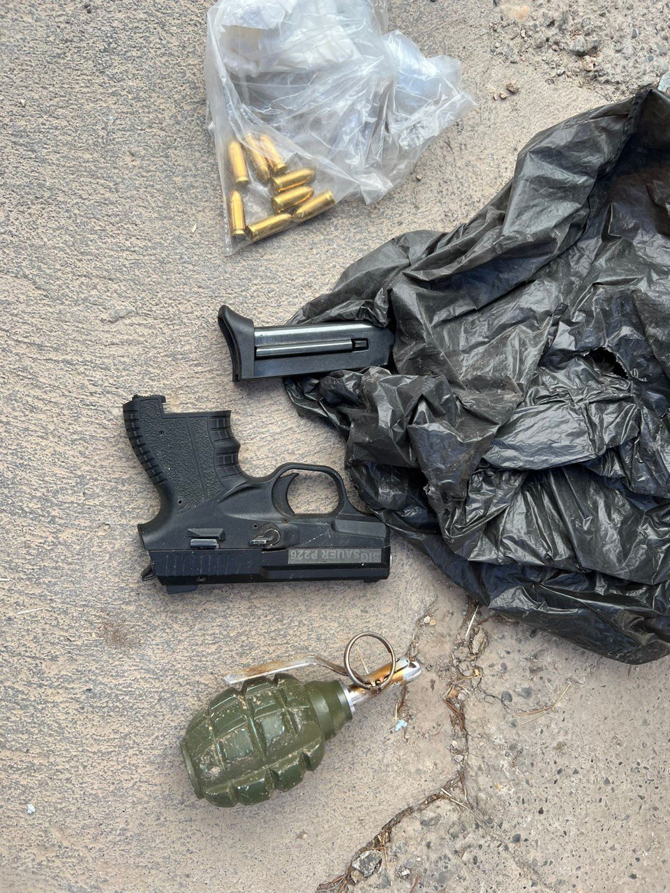 Eylem hazırlığındaki 4 PKK/KCK'lı terörist yakalandı!-1