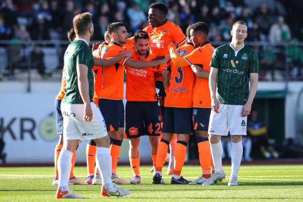 UEFA'dan Fenerbahçe, Trabzonspor, Sivasspor ve Başakşehir'e ceza-5