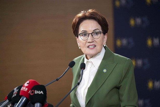 desifre-her-sey-bir-fotograf-karesiyle-basladi-meral-aksener-masadan-boyle-itildi-1677866752279.jpeg DEŞİFRE: Her şey bir fotoğraf karesiyle başladı! Meral Akşener masadan böyle itildi-4