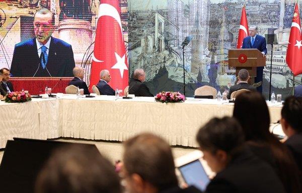 1677989615486.jpeg Bilim insanları Başkan Erdoğan liderliğinde 7,5 saat afet yönetimini konuştu: "Enkazı nasıl kaldırırız değil insanlar nasıl enkaz altında kalmaz!"-8