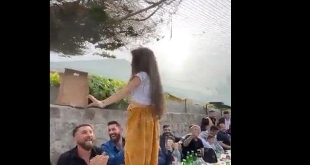 Kayseri'de küçük kızı alkol masasında oynattılar! Burak Çakmak kimdir, tutuklandı mı? Videosu (izle) infial yarattı!-2