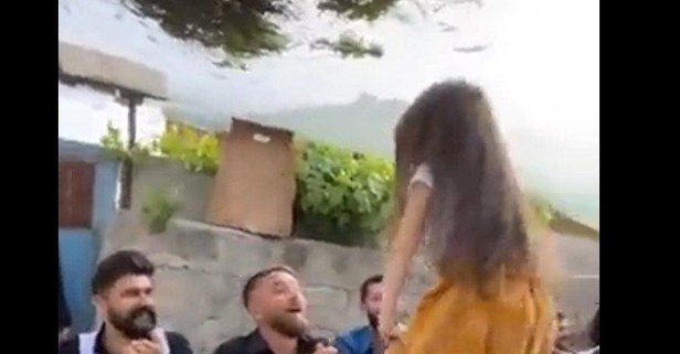 Kayseri'de küçük kızı alkol masasında oynattılar! Burak Çakmak kimdir, tutuklandı mı? Videosu (izle) infial yarattı!-4