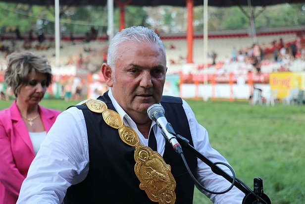 Seyfettin Selim kimdir, kaç yaşında, nereli? 662. Kırkpınar Yağlı Güreşleri Başpehlivanı kim oldu? Ağalığı kim kazandı?-3