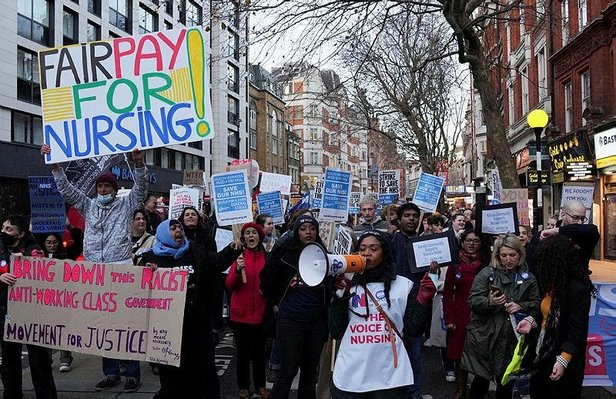 İngiltere’de doktorlar greve gidiyor! Rishi Sunak’ın vaatleri havada kaldı: 8 milyon hasta bekleme listesinde-2