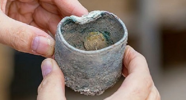 Açılır açılmaz içinden çil çil altın döküldü! Toz toprak içinde çıkarıldı!-4