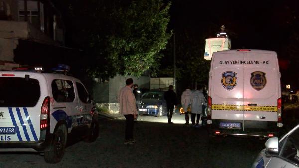 Beykoz'da kıraathanede silahlı, satırlı dehşet: Yaralılar var | Saldırgan olay yerinden kaçtı-3