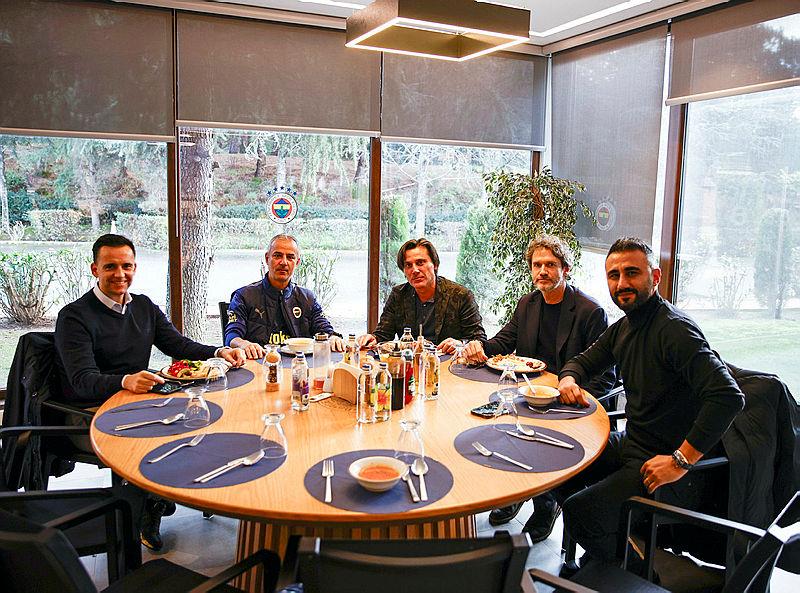 vincenzo-montelladan-fenerbahceye-ziyaret-1704719187316.jpeg Vincenzo Montella'dan Fenerbahçe'ye ziyaret-1