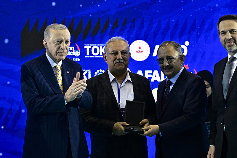 4-subat-gaziantep-kura-sonuclari-isim-listesi-2024-afad-10090-deprem-konutlari-hak-sahipligi-kura-cekimi-canli-1707045154568.jpeg 4 Şubat Gaziantep kura sonuçları isim listesi 2024! AFAD 10.090 deprem konutları hak sahipliği kura çekimi sonuçları-2