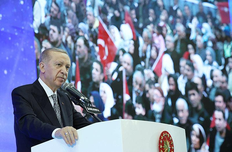 Son dakika: Başkan Erdoğan Şanlıurfa'da Deprem Konutları Kura ve Teslim Töreni'nde önemli açıklamalarda bulunuyor-7