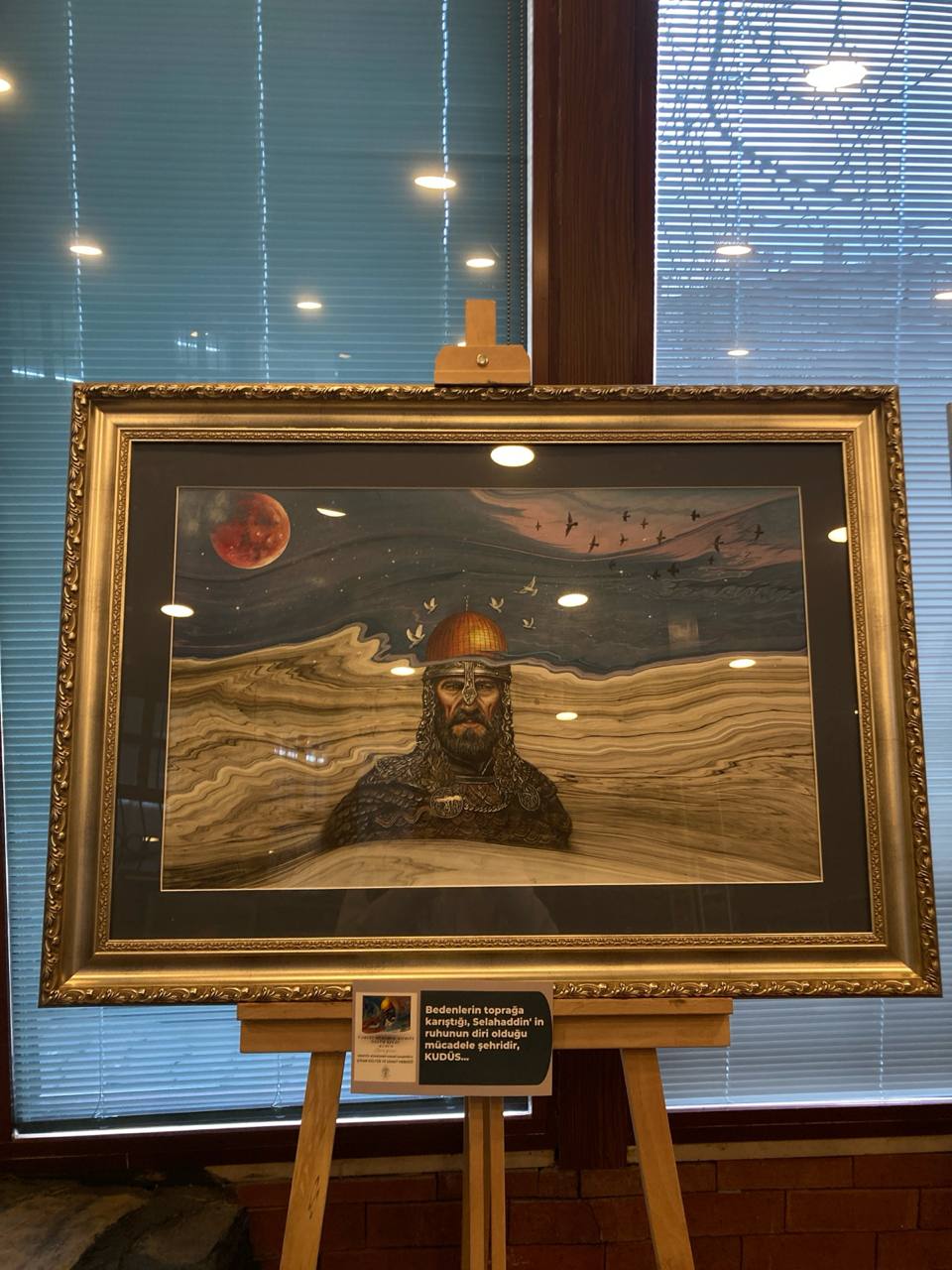 Çınar Kültür ve Sanat Merkezi'nde açılan "Vahyin Mübarek Kıldığı Özgür Belde Kudüs" sergisi 6 Mart'a kadar ziyaretçilerini bekliyor-3